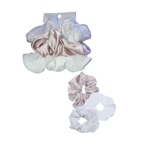 Time And Tru Ivory Ponytail Tie Scrunchie - Picture 11 of 12